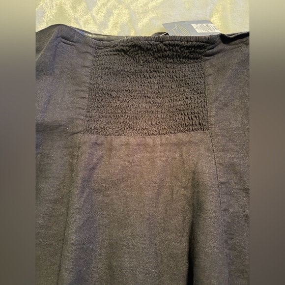 Elegant Black Strapless Top - Picture 8 of 14